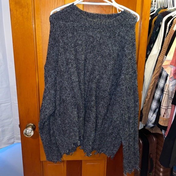 Dark grey sweater - Picture 2 of 4